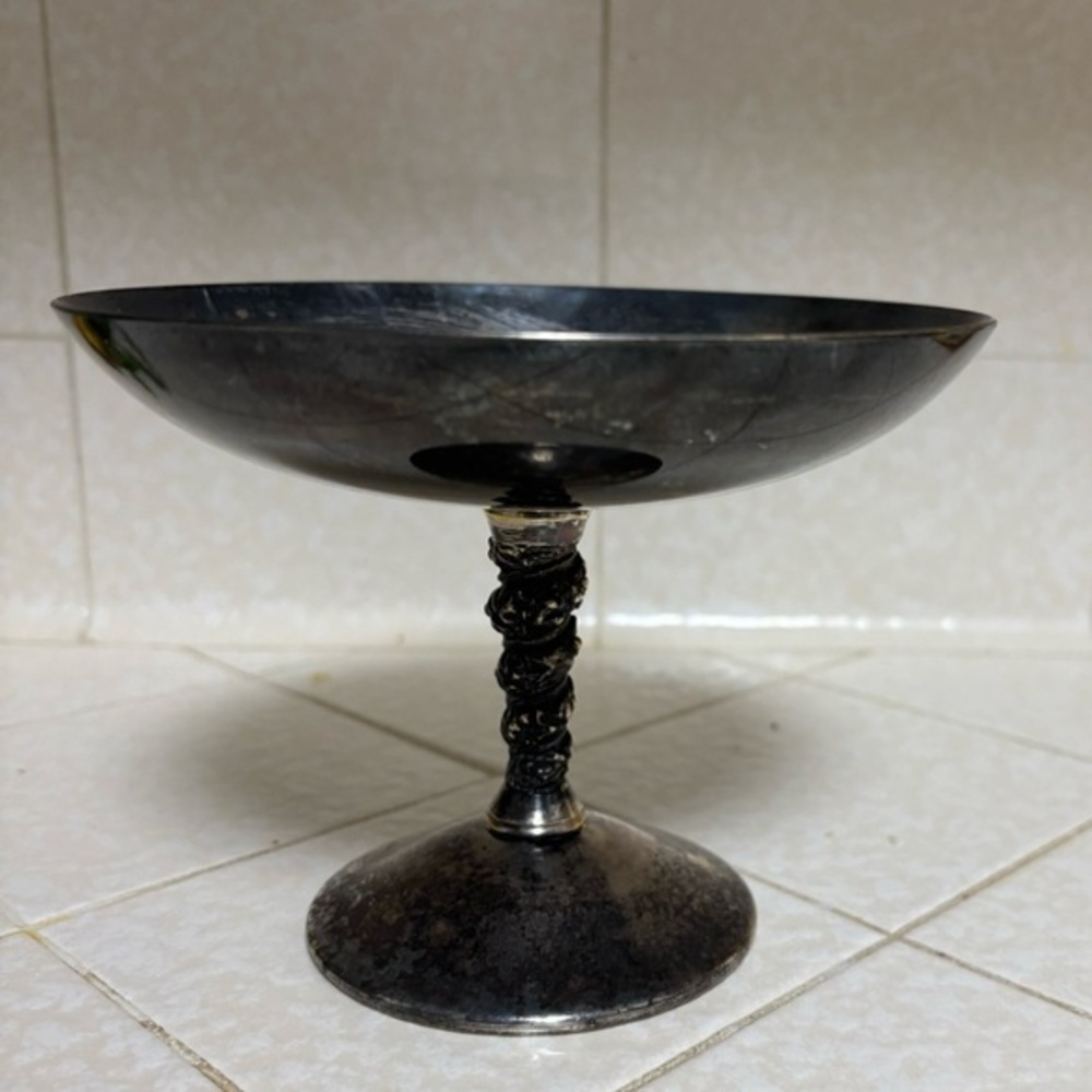 Vintage Valero Elegant Silver Plated Pedestal Trinket Dish